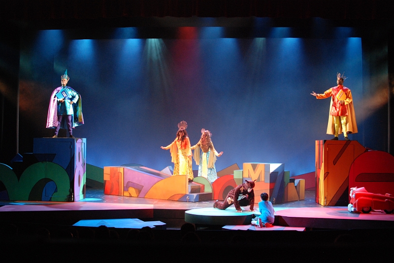 DSC_0066.JPG - Photo by Tony Paradiso